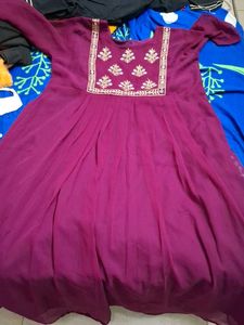 Elegant Embroidered Purple Kurta