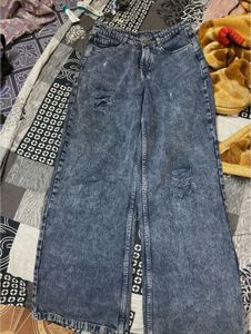 Wide Leg Ripped Jeans