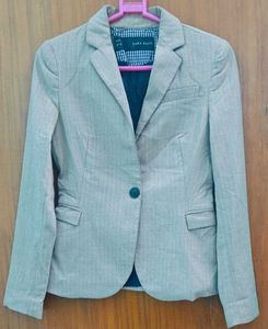 ZARA Basic Blazer