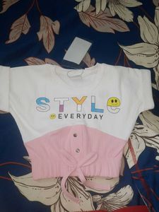 Girl's "Style Everyday" Crop Top