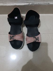 Sandal 👡 Softy