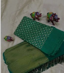 Emerald Green Saree with Blouse Piece