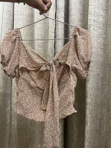 Floral Print Puff Sleeve Top