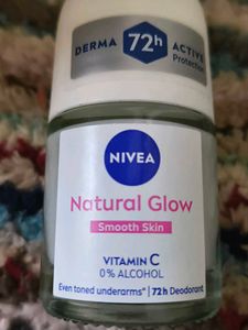 NIVEA Natural Glow Deodorant