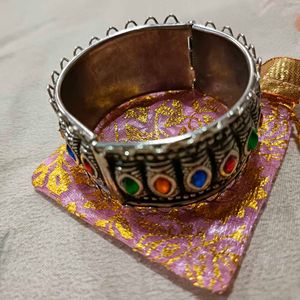 Gorgeous Oxidized Bangle