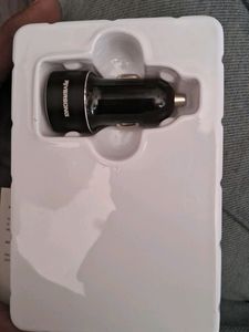 Car Charger Fast Charging Output 5v 2.4A Dual Usb