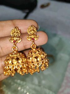 Antique Gold Tone Jewelry Set