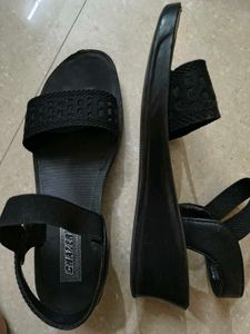 New Black Fabric Strap Sandals
