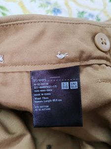 UNIQLO Men's Casual Chino Pants