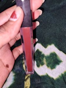 Divine Maroon Liquid Lip Color
