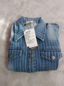 Stylish Feminine Denime Jacket