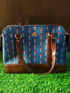 Multi Compartment Shoulder Bag