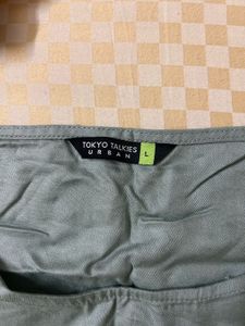Elegant Green Tie-Waist Top