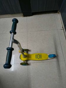 Decathlon Kids' Scooter
