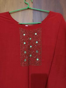 Elegant Red Kurta Matching Leggins and Duppatta