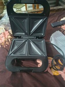 Bajaj SWX 5 Sandwich Toaster unused new no coin av