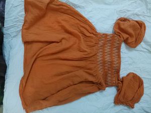 baloon sleeve top