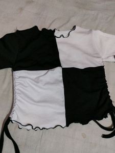 🥰 Double Color Crop Top🥰#croptop#blackandwhite#sidedori#noflaws#likenew