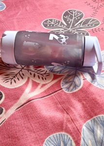 Bpa-Free and Leak-Proof 600 ml Travel Water Bottle