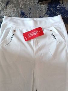 White Slip-on Slim Fit Jeggings for Women