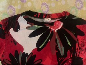 Sale 🥳👚Floral Print Crop Top