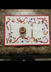 Dinning table mats