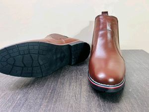 MEN&#39;S LEATHER BOOTS
