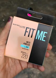 Maybelline Fit Me Compact + Elle18 Liquid Lipstic