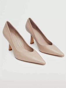MANGO Solid Nude Pumps