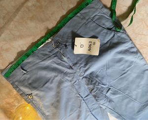 PANT WITH NEW TAG FOR SALE 💯