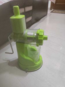 Manual Juicer