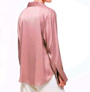 H&amp;M V Neck Blouse 🩷