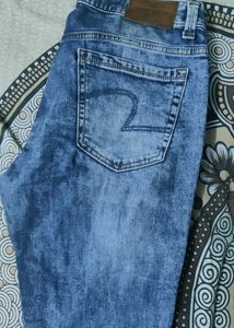 Acid Wash Jeans