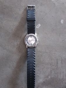 Fastrack Analogue Watch For Sale In New Condition Not Used As Buyed A Smartwatch