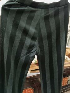 Black Fit Pant
