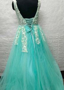 Elegant Turquoise Gown For M To L Size