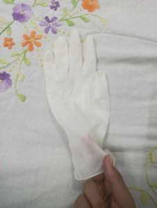 20 Pair Of Surgical Gloves
