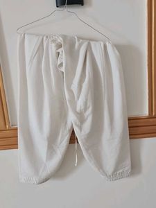 Elegant White Embroidered Kurta Shalwar