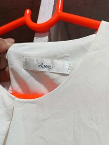 Women Top Size M-L