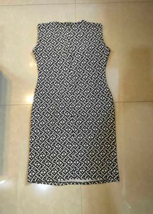 Chic Black &amp; White Dress