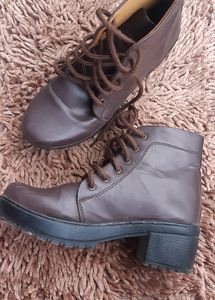 Last Price ✨very  Stylish Boots
