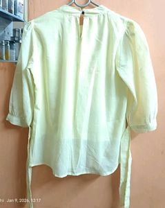 Pale Yellow Top