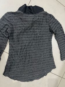 Elegant Gray Long Sleeve Top
