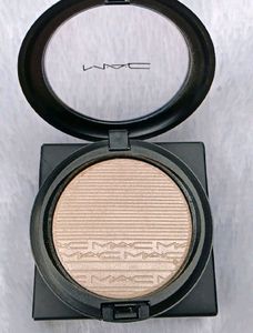 Mac Highlighter ♥️💕