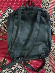 Black Backpack🖤
