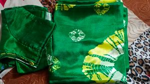 Green Saree With Blouse One Time Use