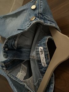Wide Leg Button Jeans