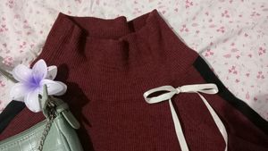 Turtle Neck Bodycorn Midi Dress