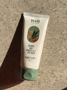 N4N Orange &amp; Ginger Lily Face Wash