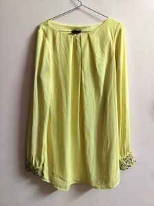 Dazzled End-Sleeve Yellow Top